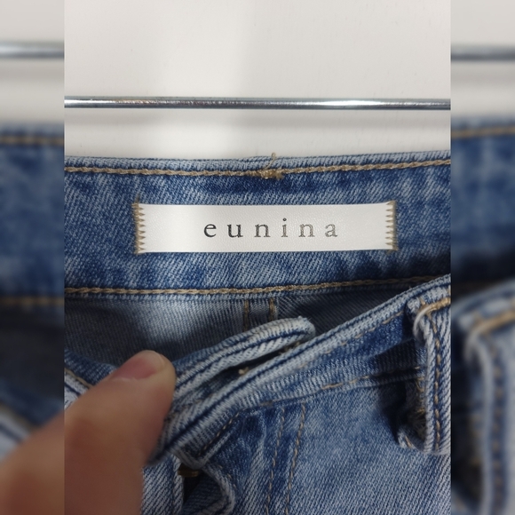 Eunina Distressed Cropped Ally Jeans 9 - Picture 4 of 8